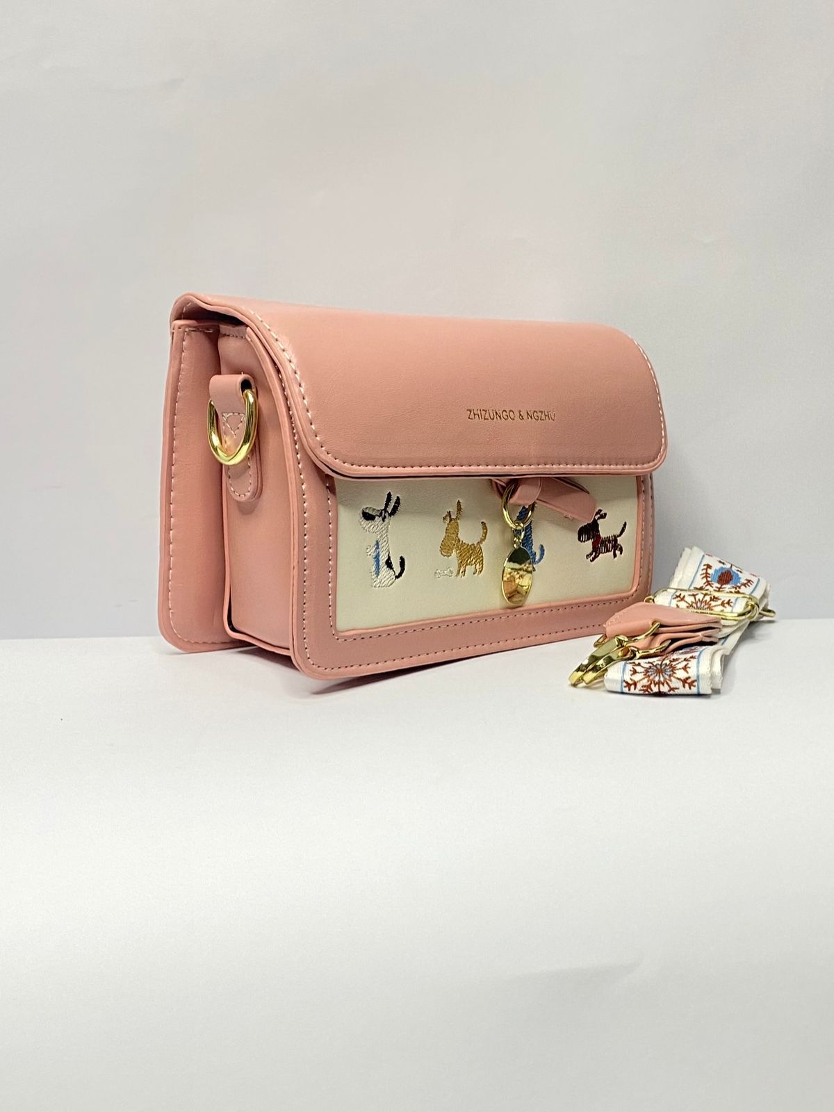 Embroidered Crossbody Bag (pink)